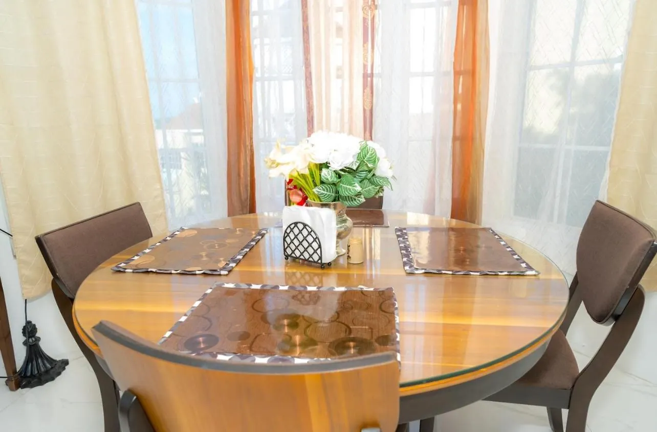 Columbus Heights A5 Apartment Ocho Rios